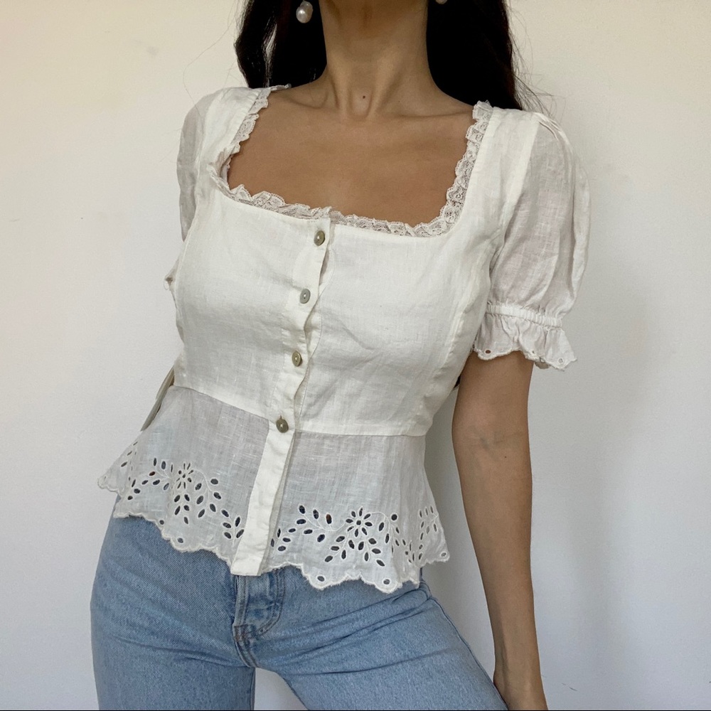 NWT Aritzia La Boheme eyelet peplum blouse sz 0